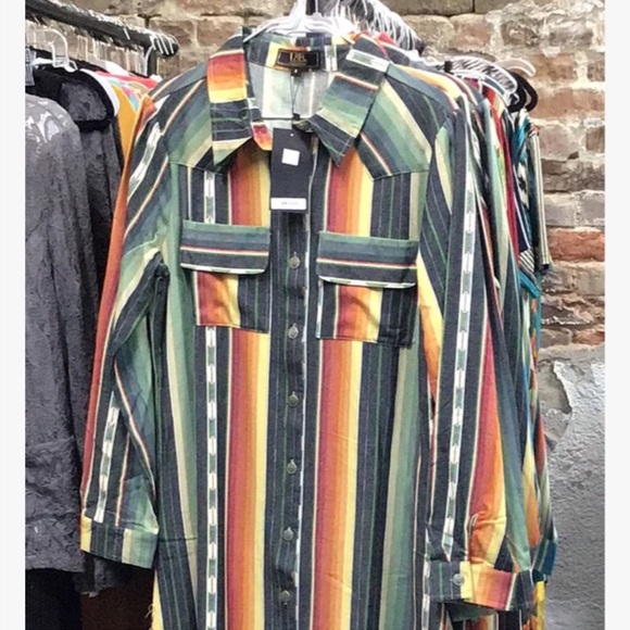 Southwestern Rustic Cowgirl Lucky & Blessed long Layering Tunic Shacket Plus 3 X - Picture 2 of 7